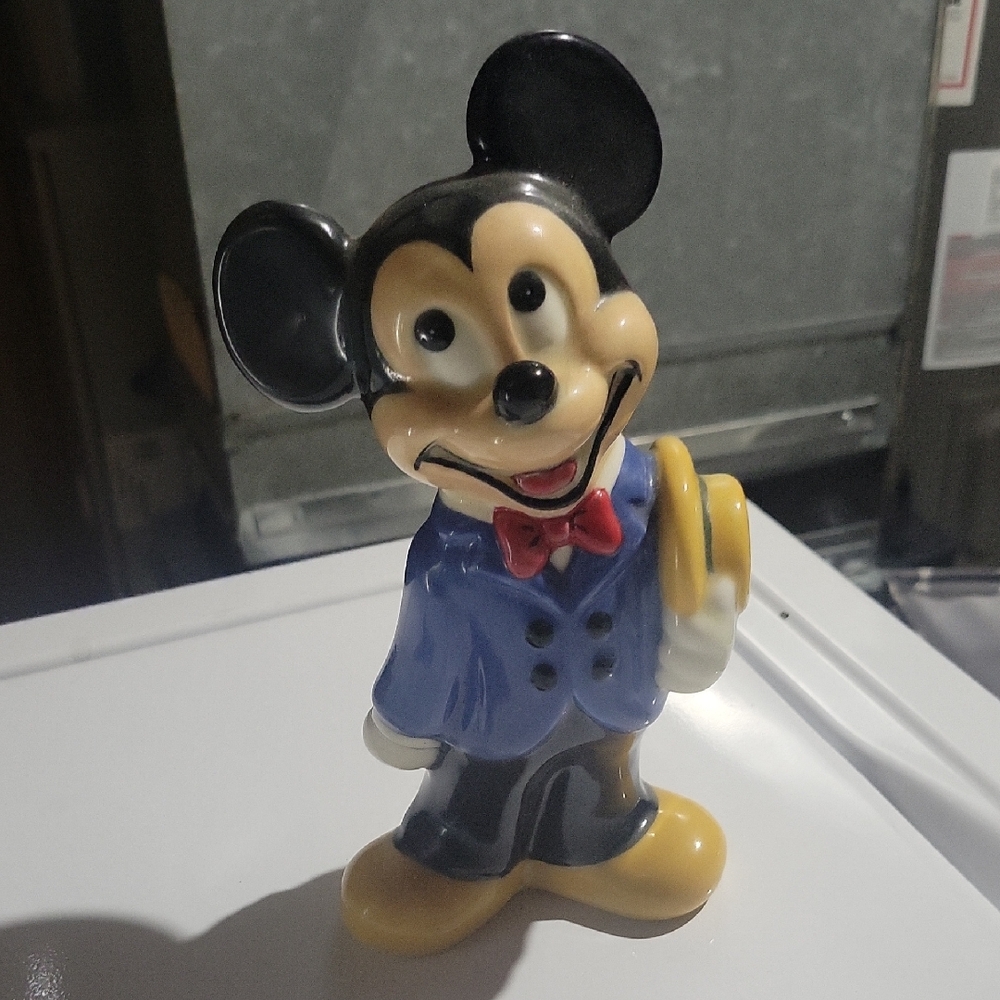 Mickey Mouse Statue
